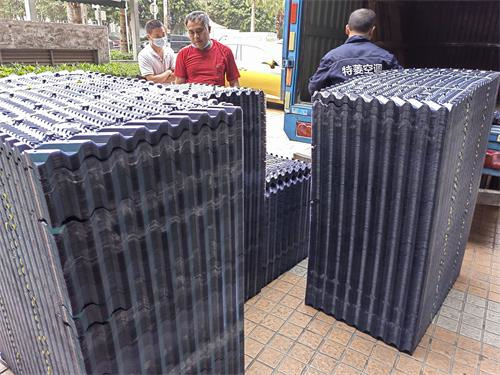 橫流開式冷卻塔填料更換過程還知道多少？？(橫流開式冷